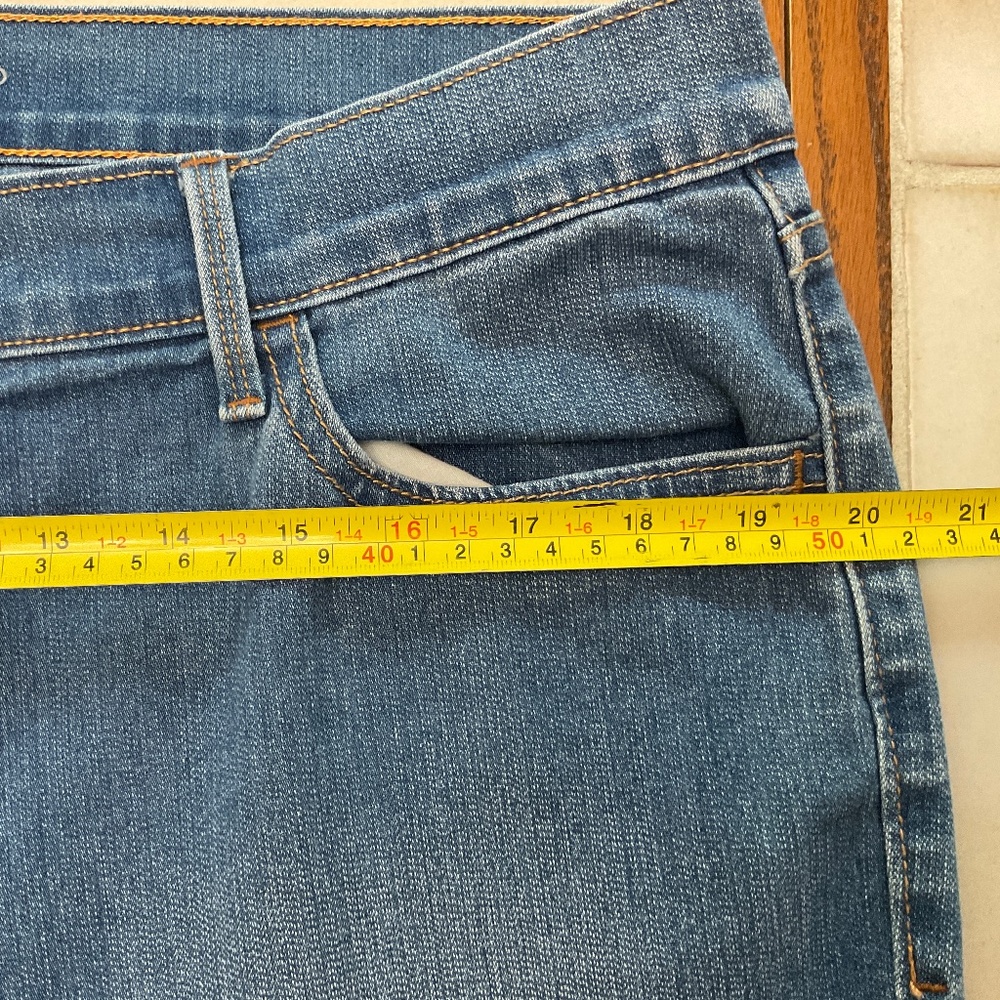 Old Navy Jeans Women’s (or Juniors) Blue Denim with Embroidered Heart Y2K - Picture 8 of 13